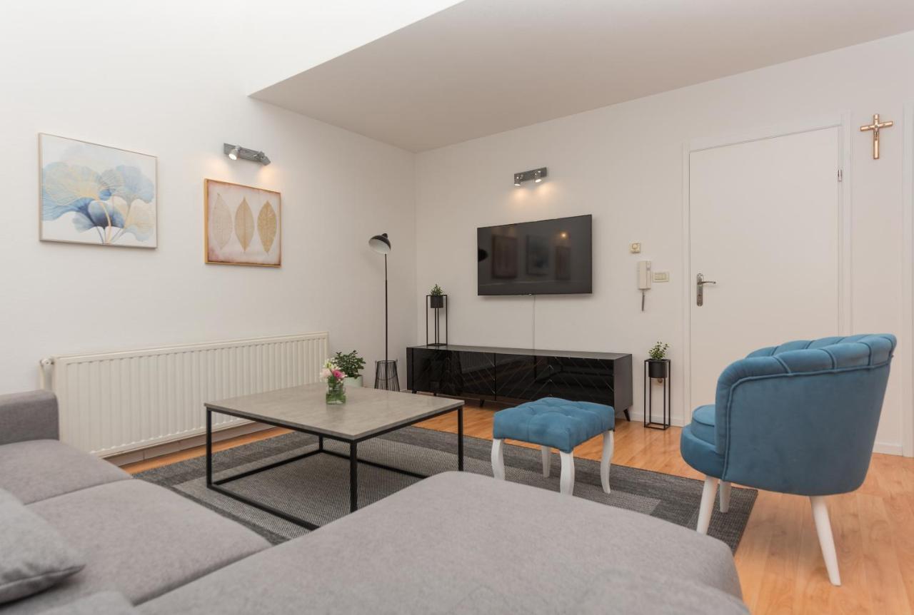 Apartament Mg *